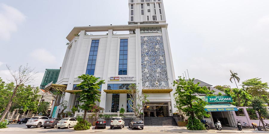 White Lotus Hotel, Hue