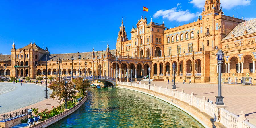 Touring the main sights of Seville